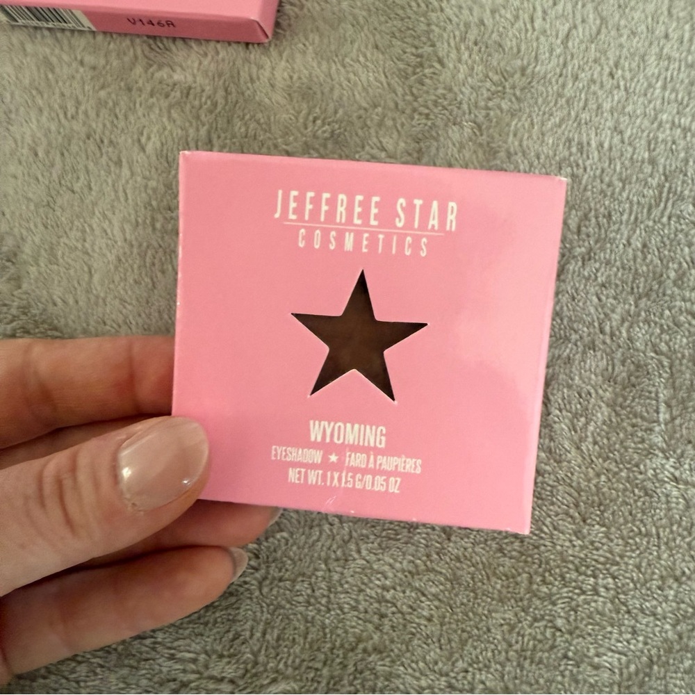 Jeffree Star Bundle of 4 Single Pan Eyeshadow & Pressed Pigment Singles NEW - Picture 4 of 11